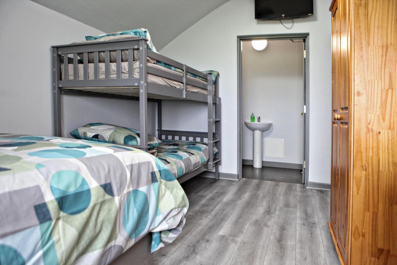 Aunt Rachel'S Barn Hostel Bushmills Room photo
